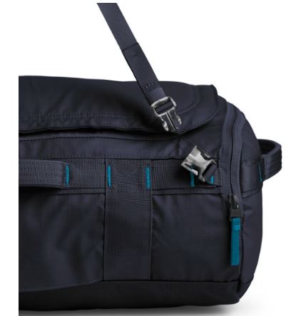 The North Face Base Camp Voyager Messenger Bag: Summit Navy/Shady Blue